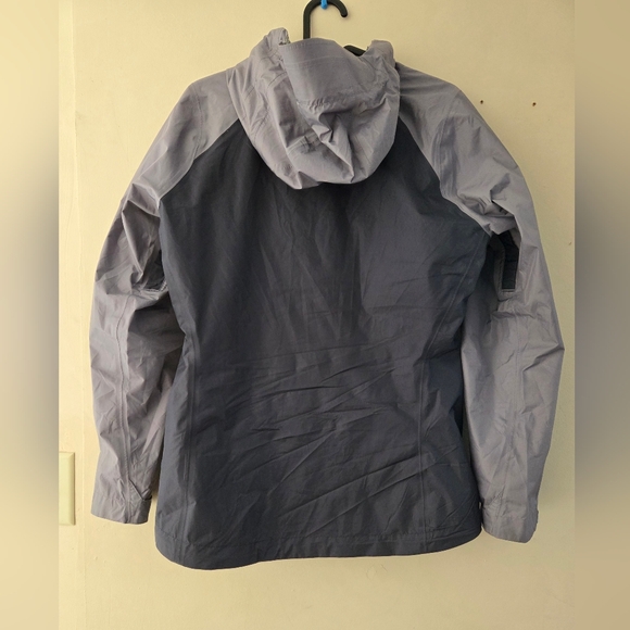 Patagonia Torrentshell Jacket - Picture 5 of 6